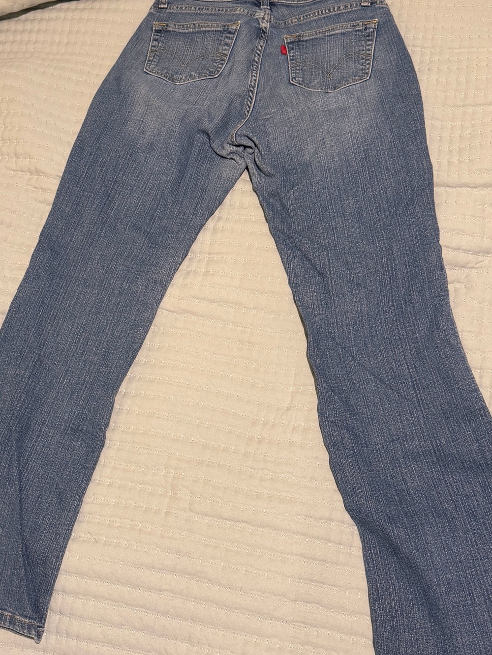 Levi's Boot Cut Jeans in Light Blue Denim - Picture 2 of 3
